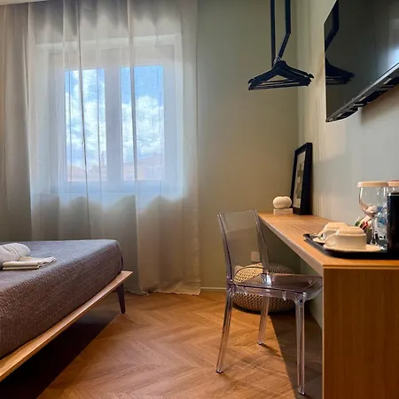 Guest house Four *
