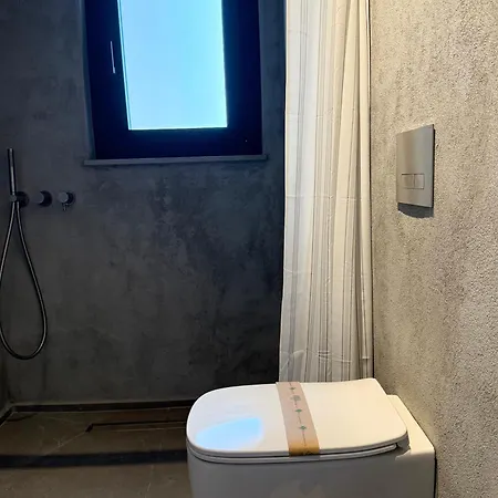 Four Guest house *